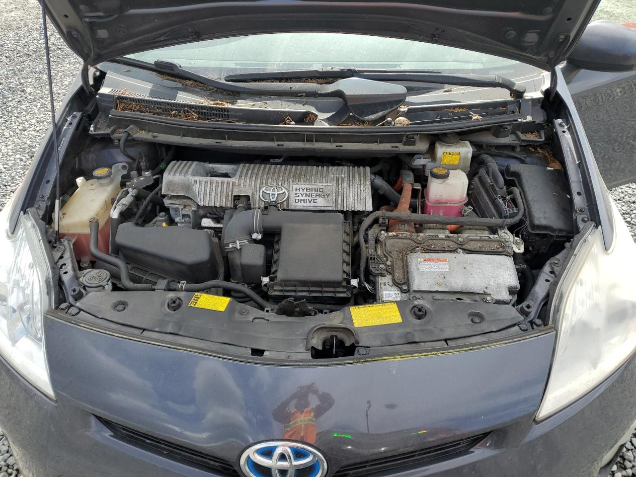 2012 Toyota Prius - Image 11