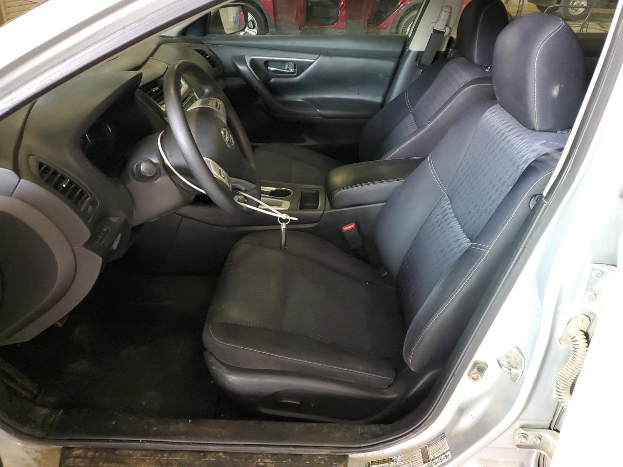 2016 Nissan Altima - Image 7