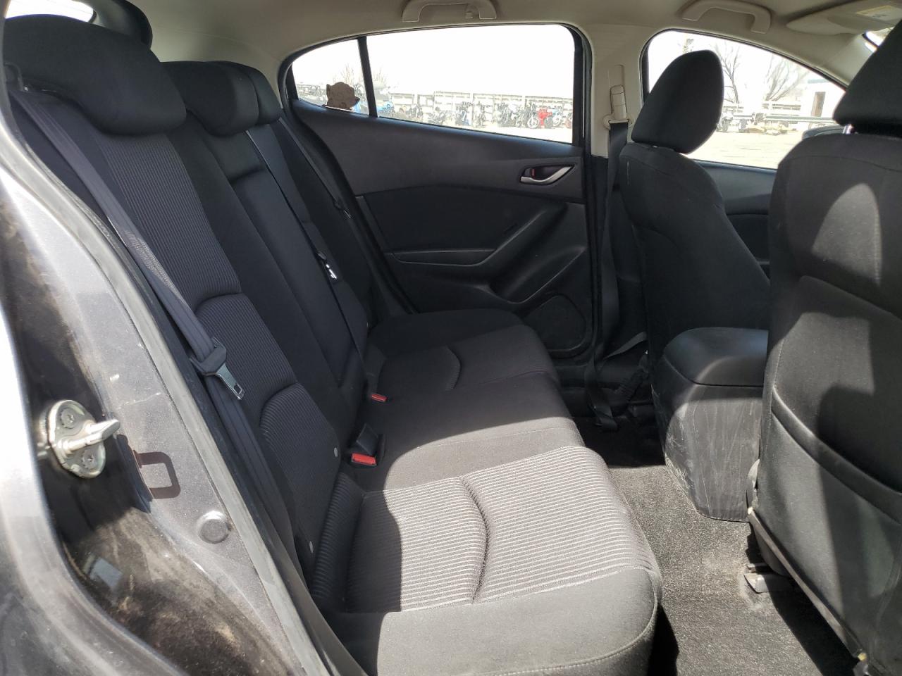 2016 Mazda 3 - Image 10