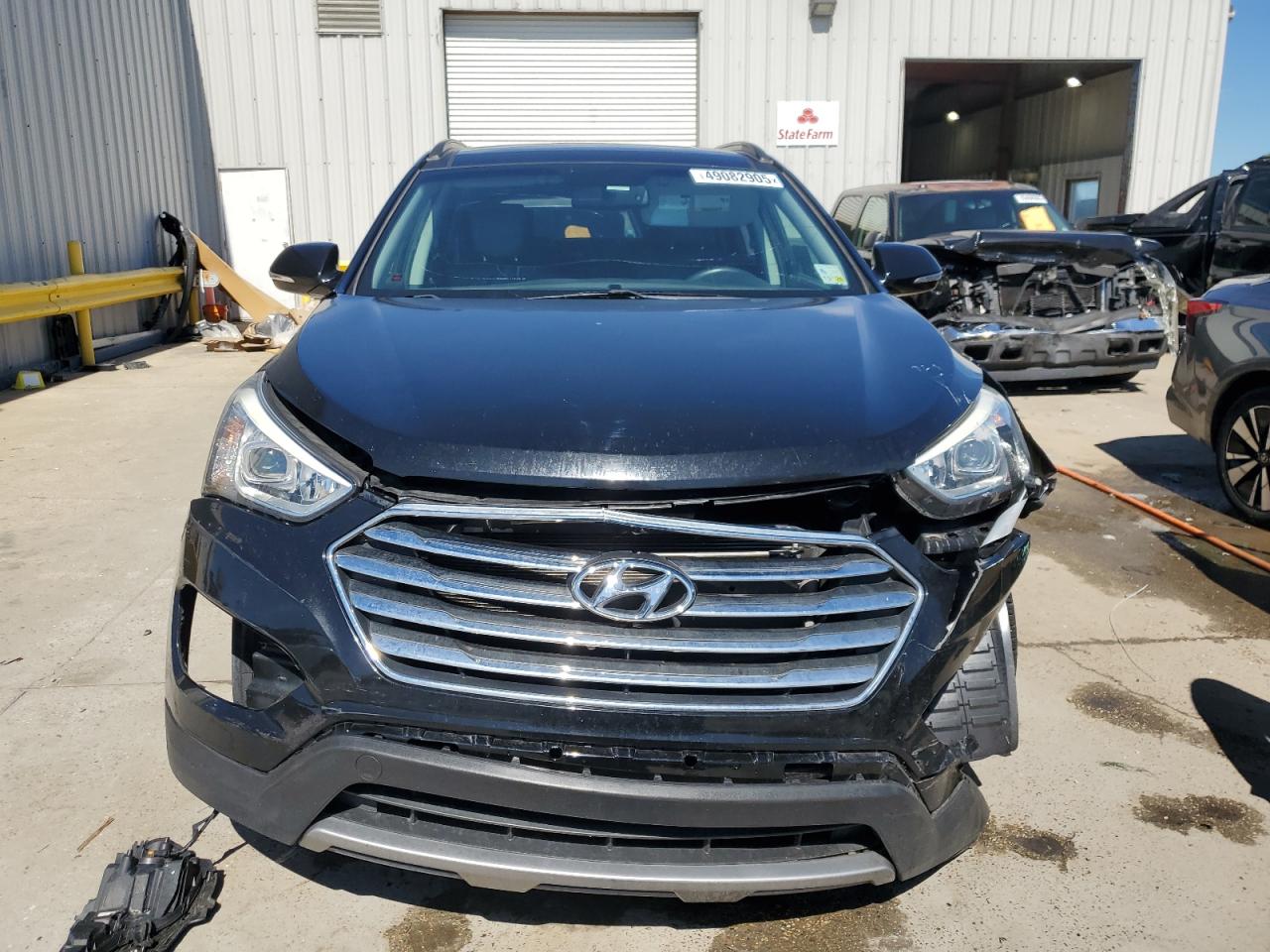 2015 Hyundai Santa Fe - Image 5