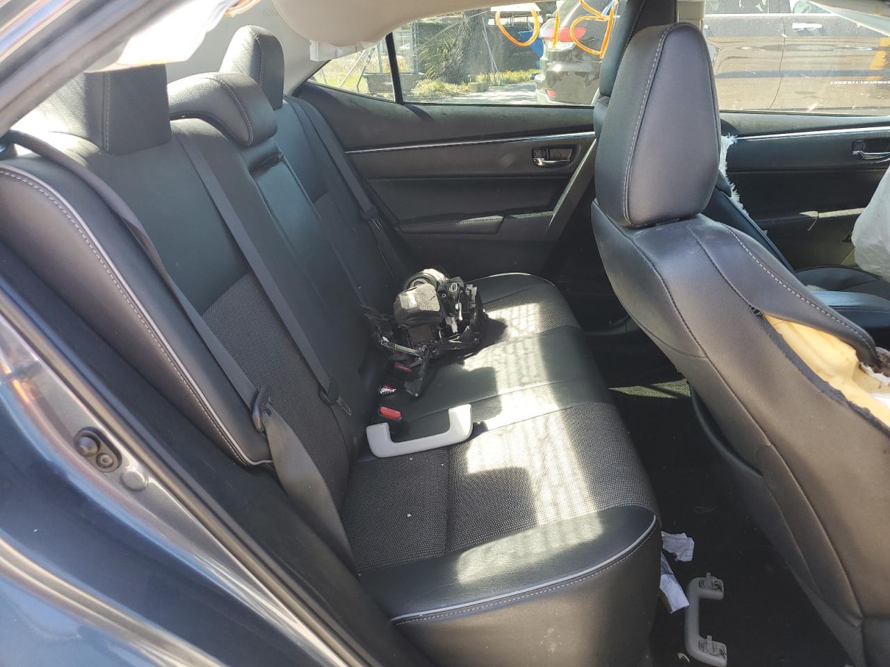2015 Toyota Corolla - Image 10