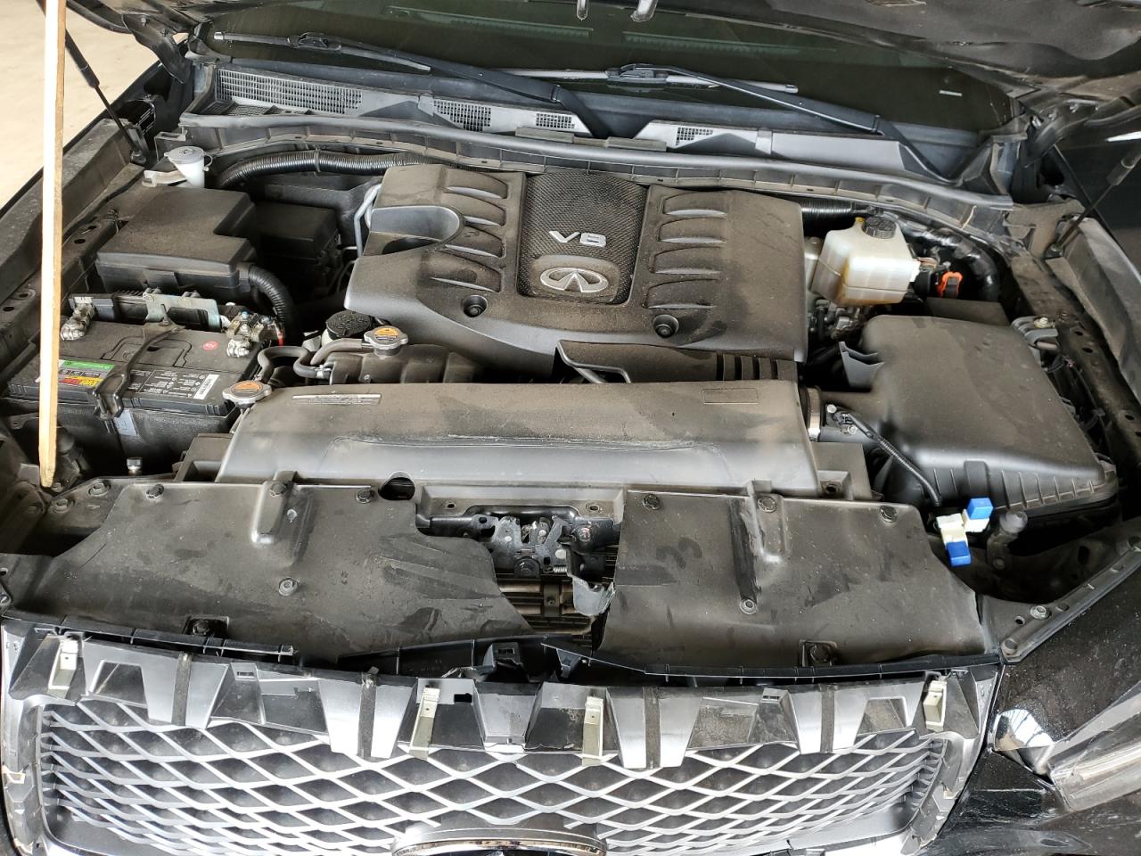 2019 Infiniti QX80 - Image 13