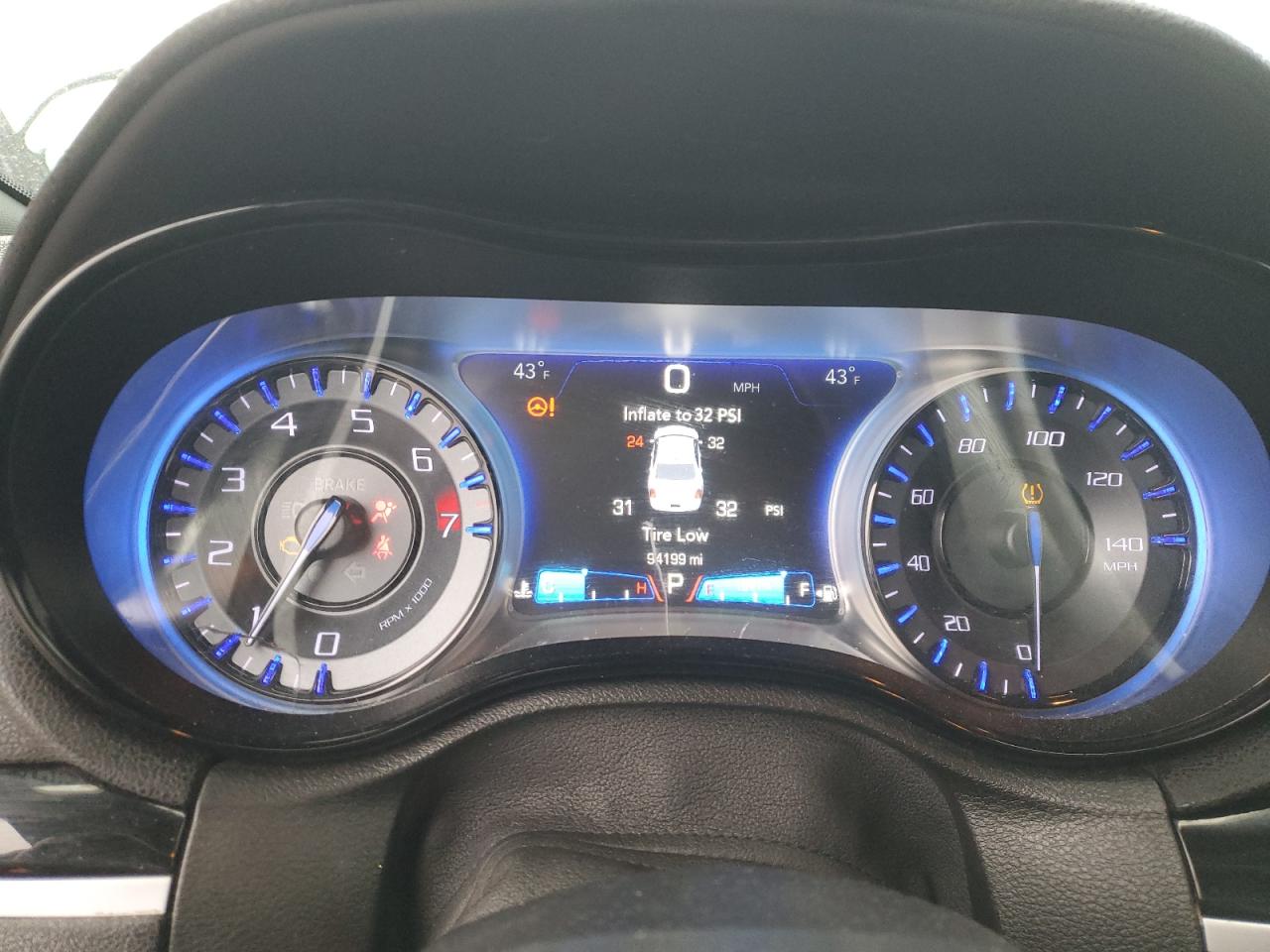 2018 Chrysler 300 - Image 9