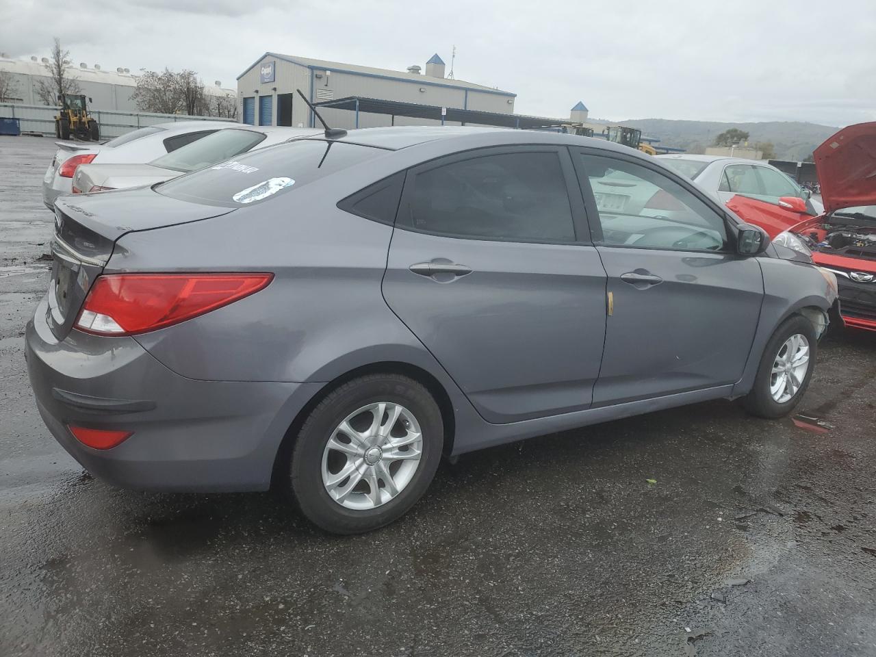 2016 Hyundai Accent - Image 3