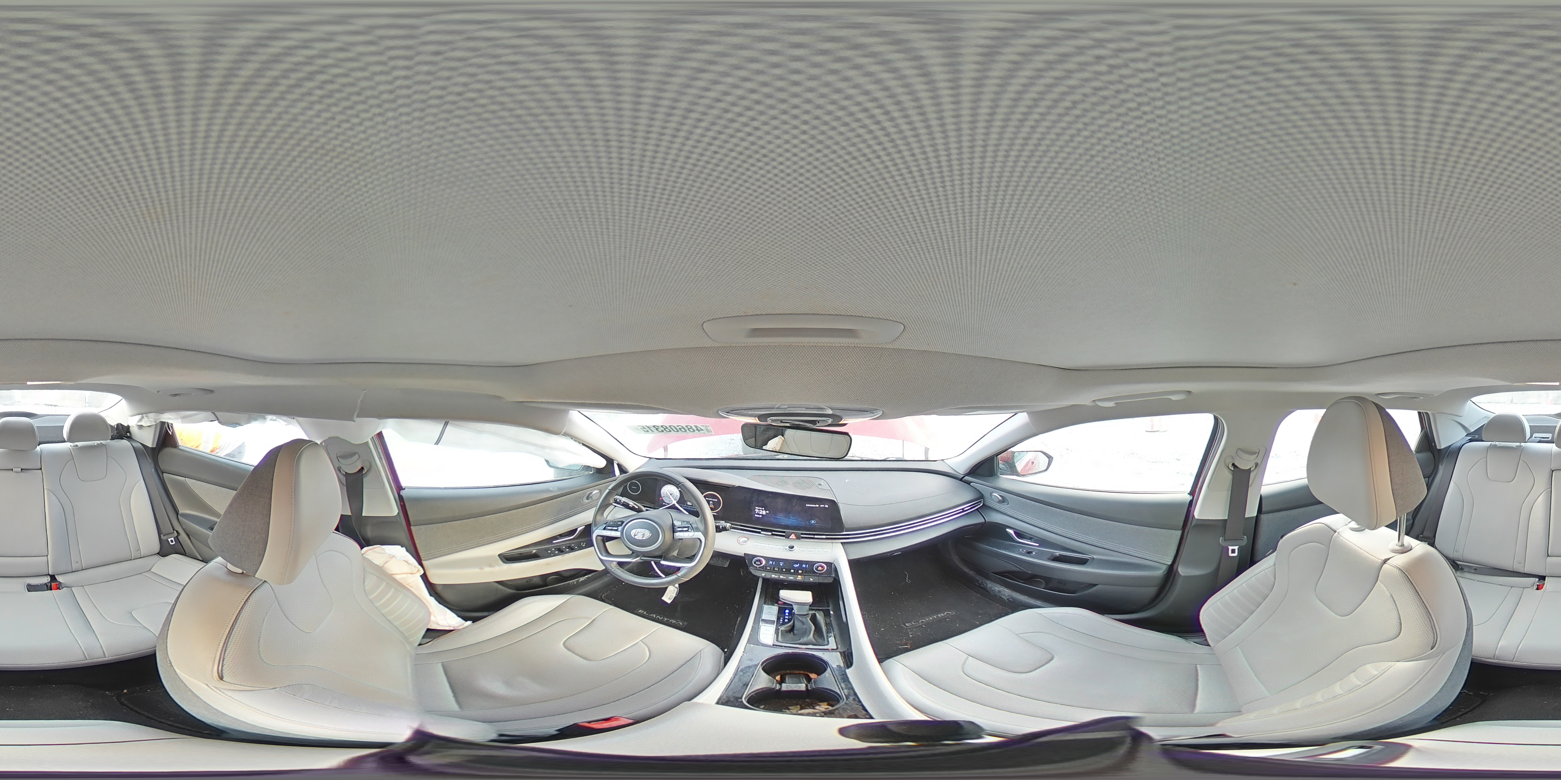2023 Hyundai Elantra - Image 12