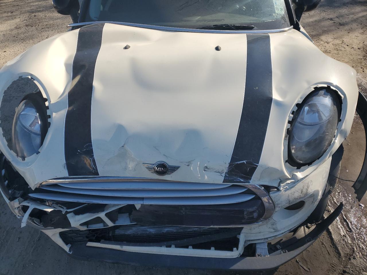 2015 MINI Cooper - Image 13