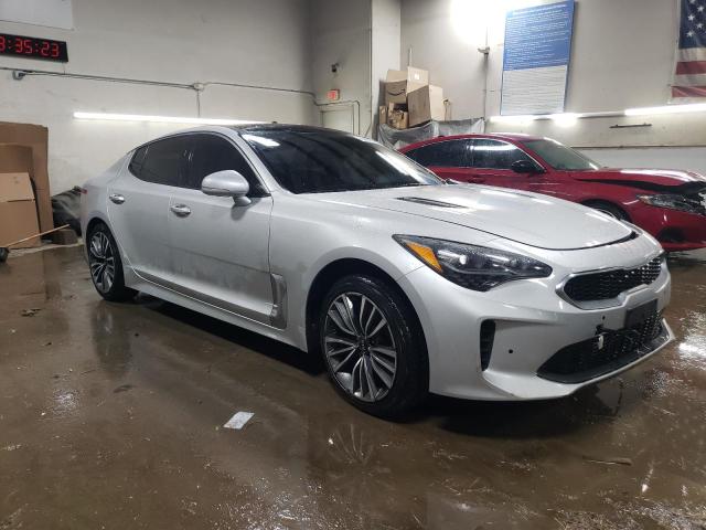  KIA STINGER 2018 Серебристый