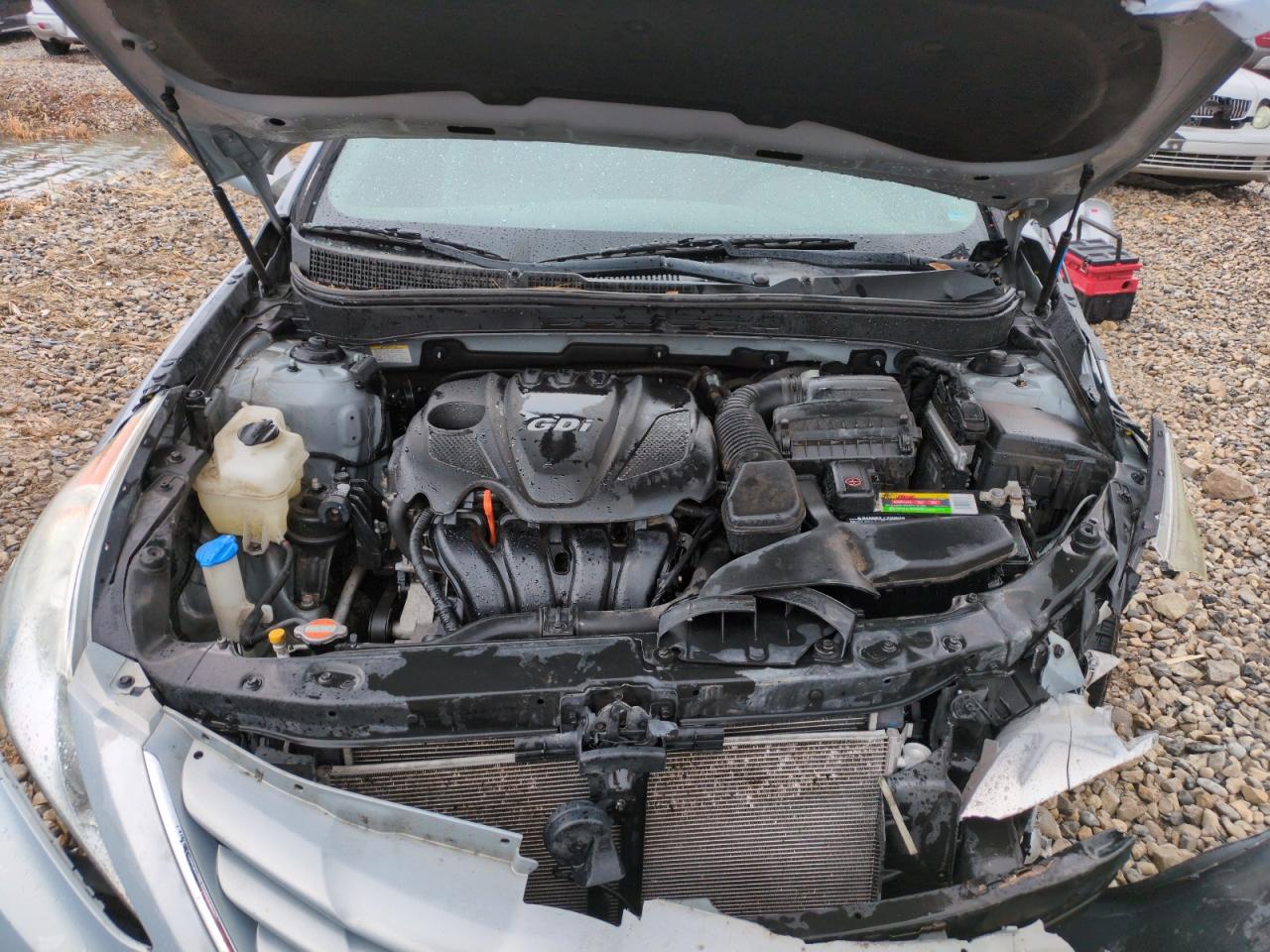 2011 Hyundai Sonata - Image 11
