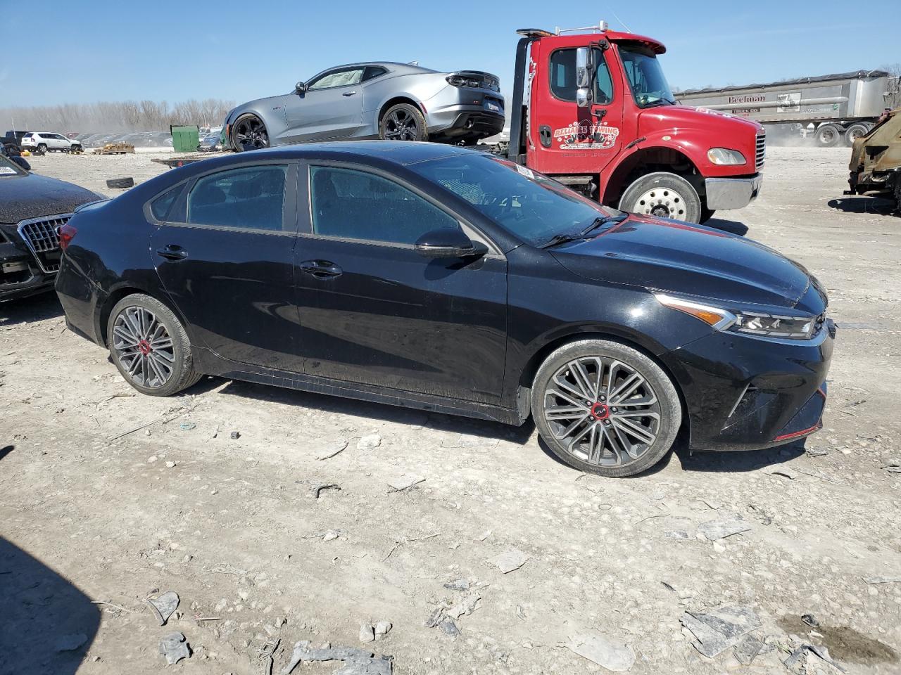 2023 Kia Forte - Image 4