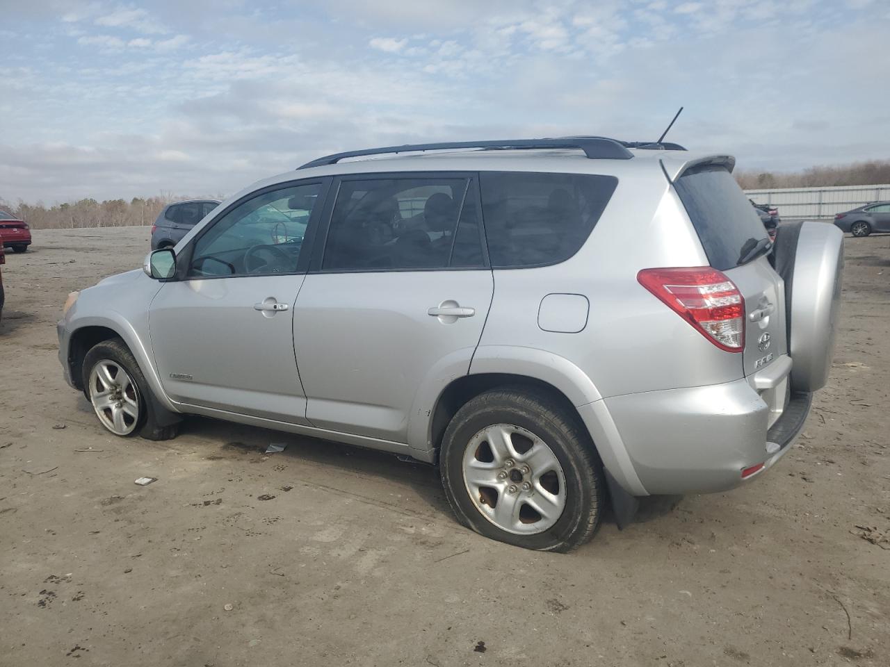 2012 Toyota RAV 4 - Image 2