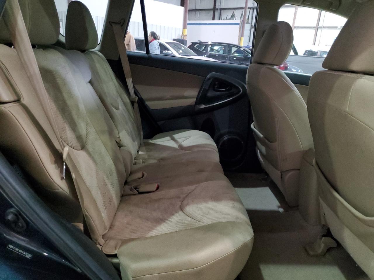 2012 Toyota RAV 4 - Image 11