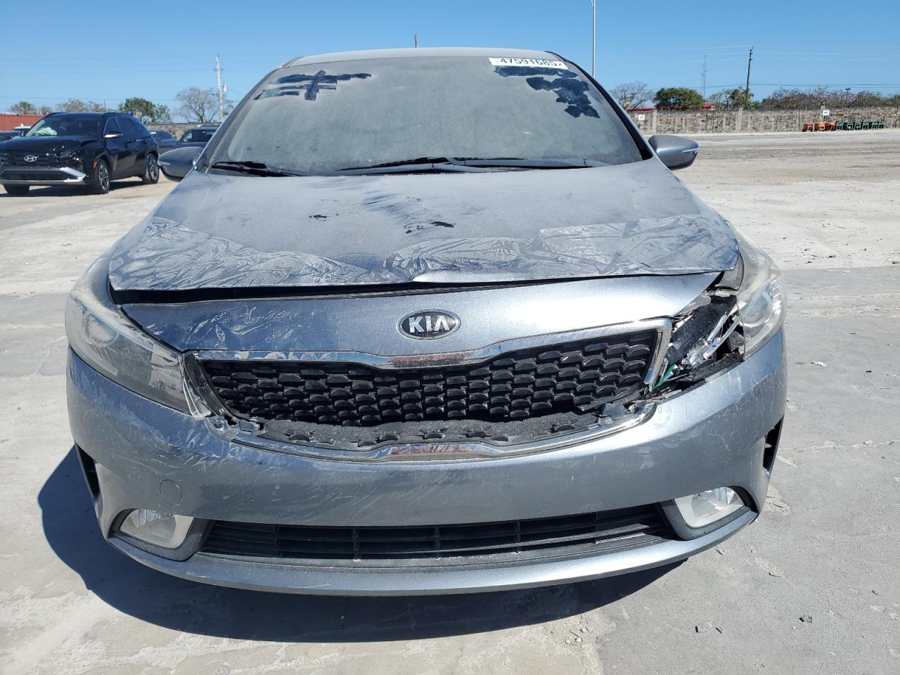 2017 Kia Forte - Image 5