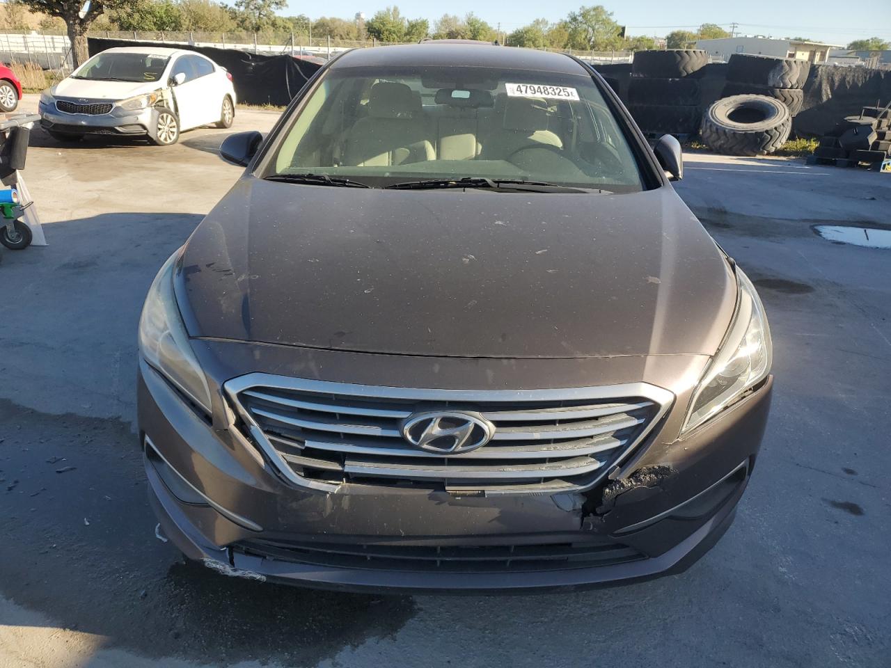 2016 Hyundai Sonata - Image 5