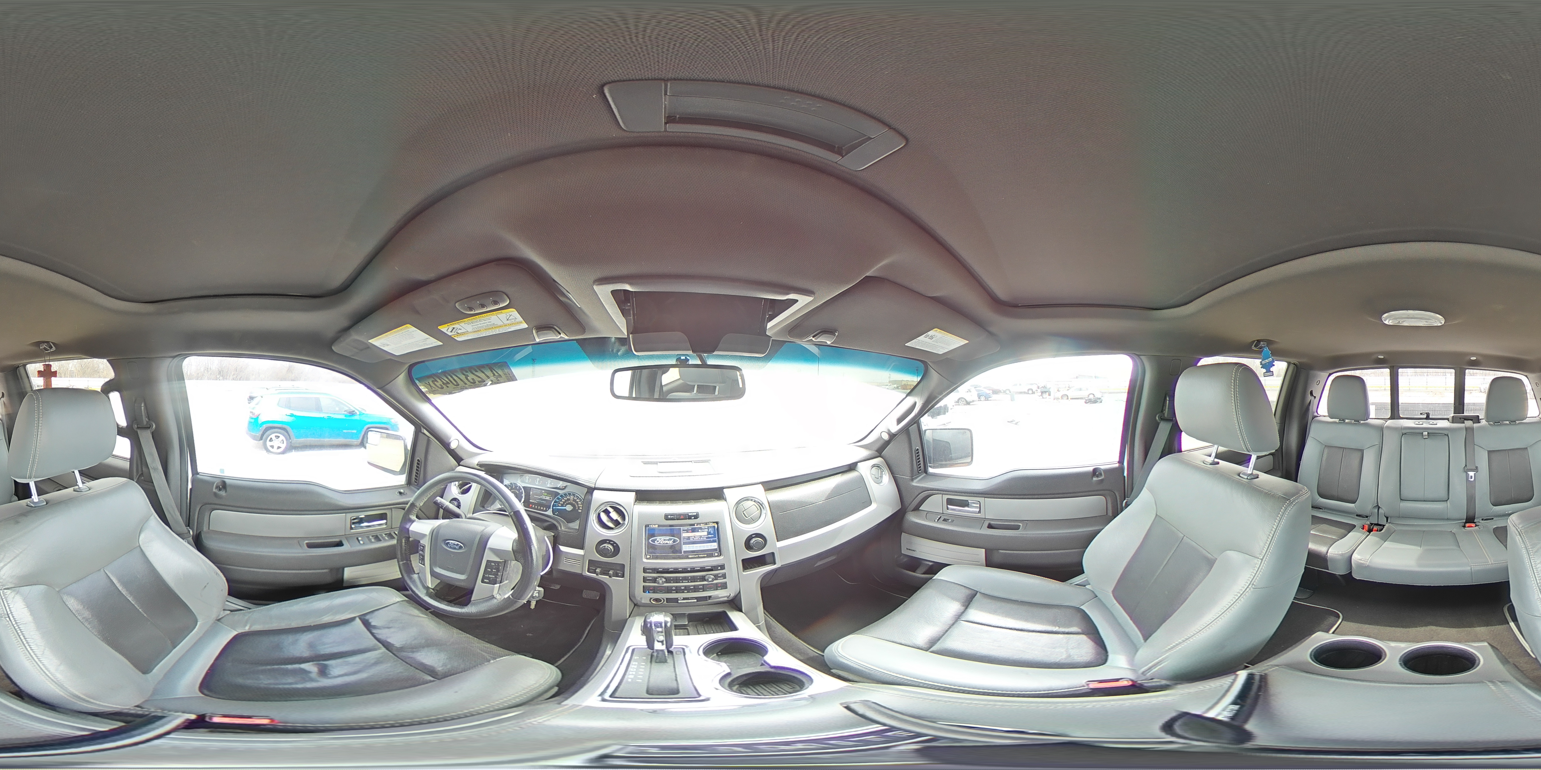 2011 Ford F-150 - Image 13