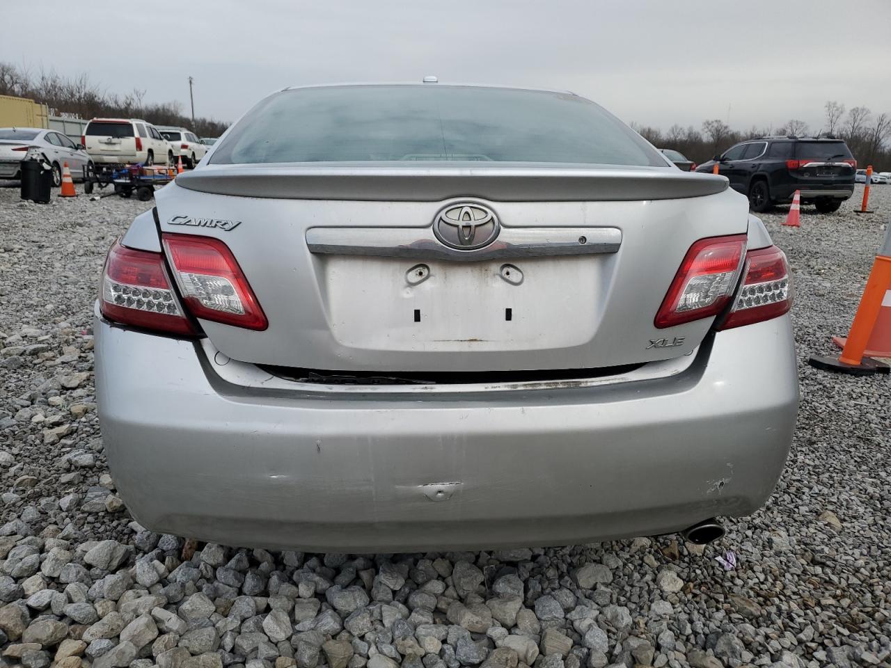 2011 Toyota Camry - Image 6