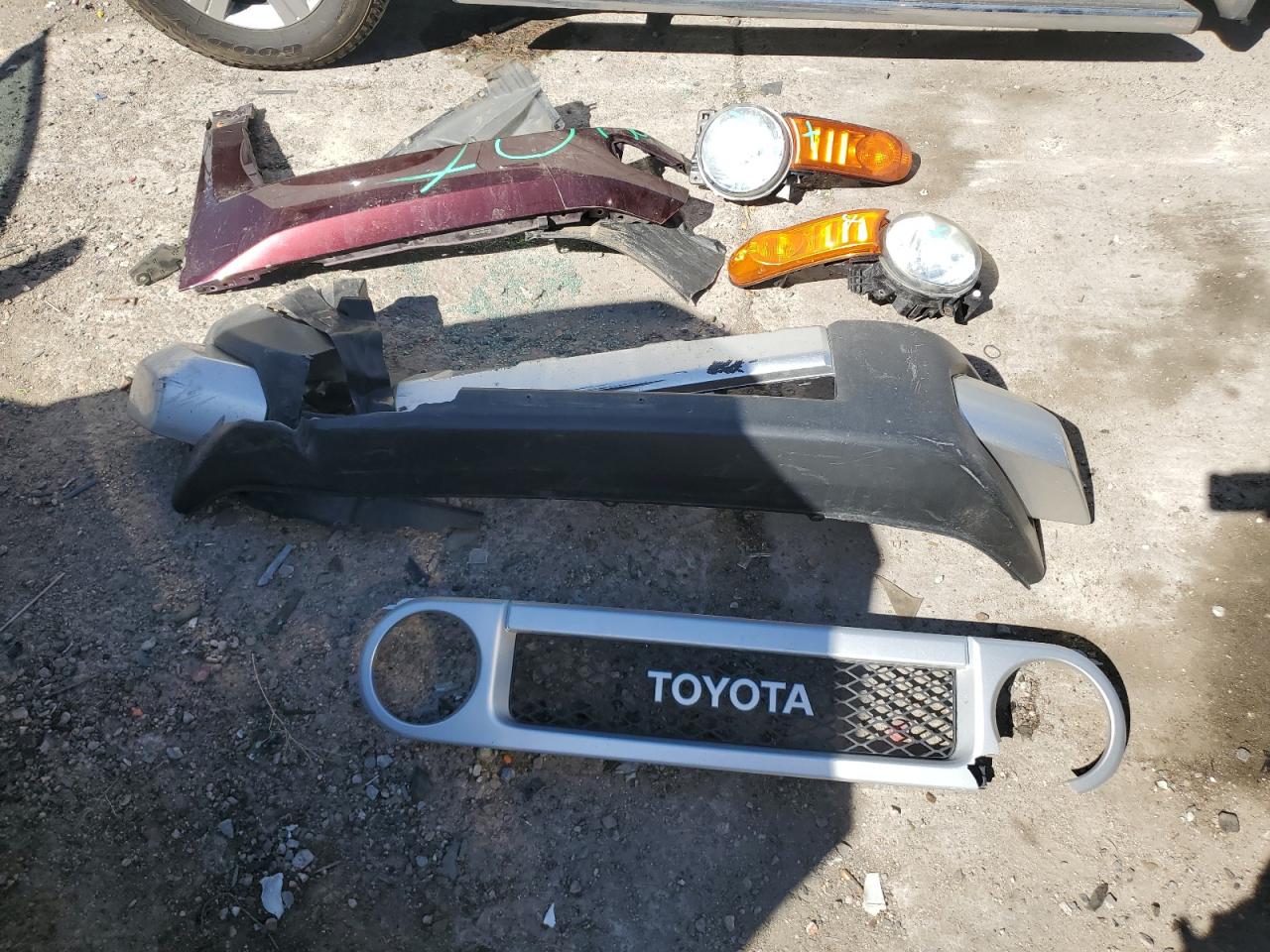 2007 Toyota FJ Cruiser - Image 13