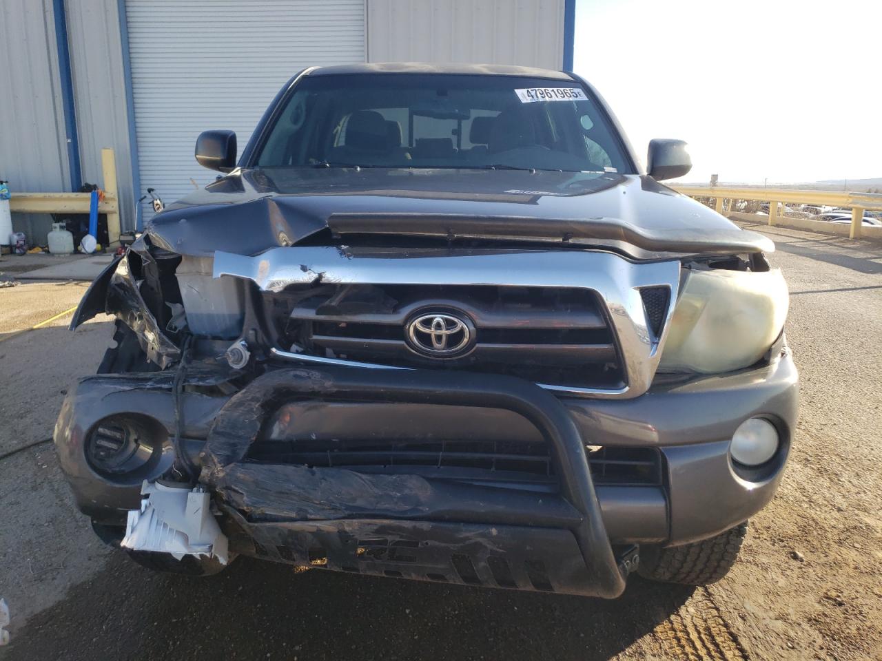 2010 Toyota Tacoma - Image 5