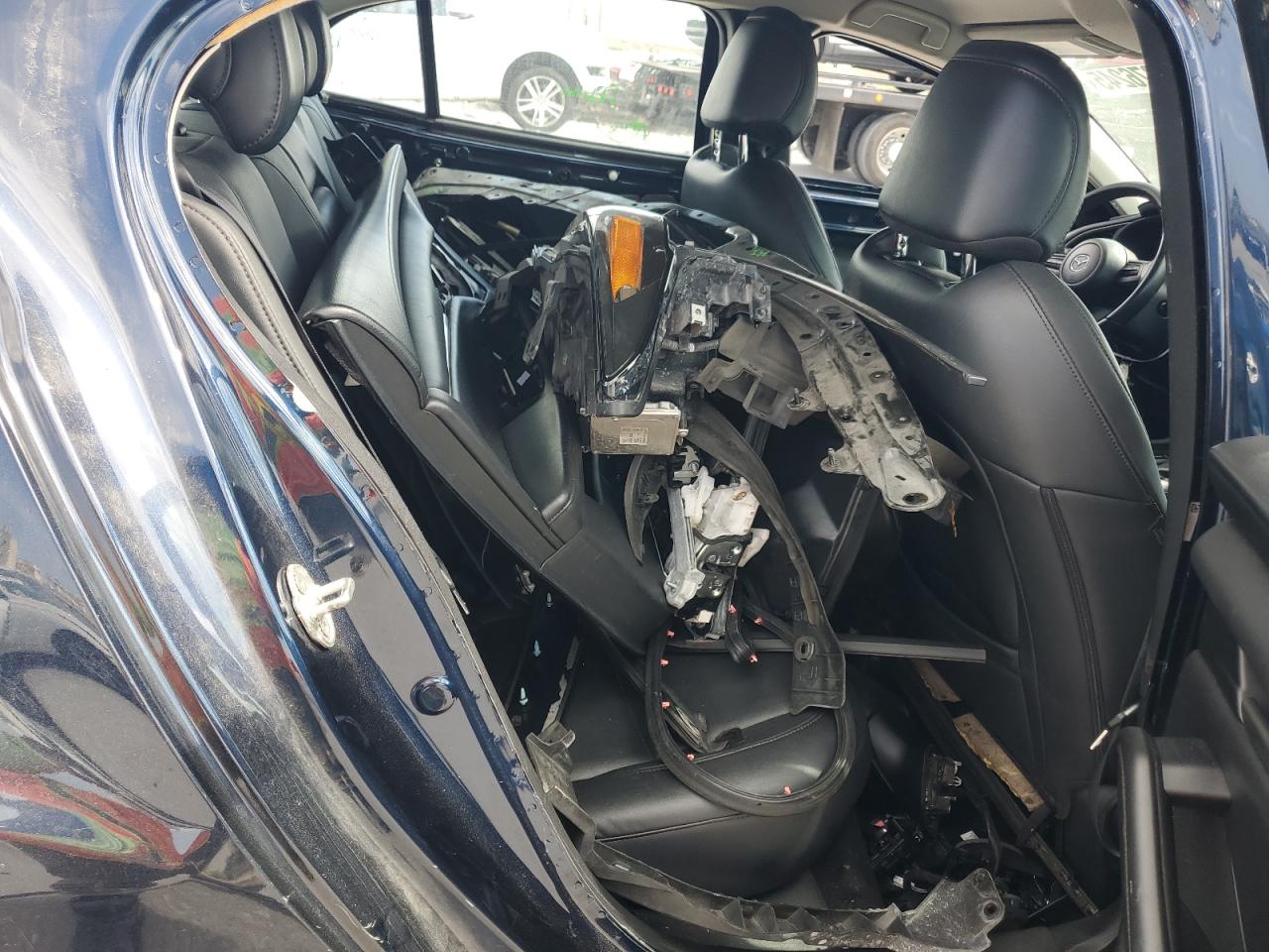 2022 Mazda 3 - Image 10