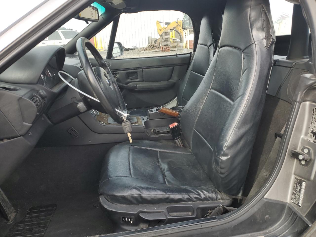 2001 BMW Z3 - Image 7