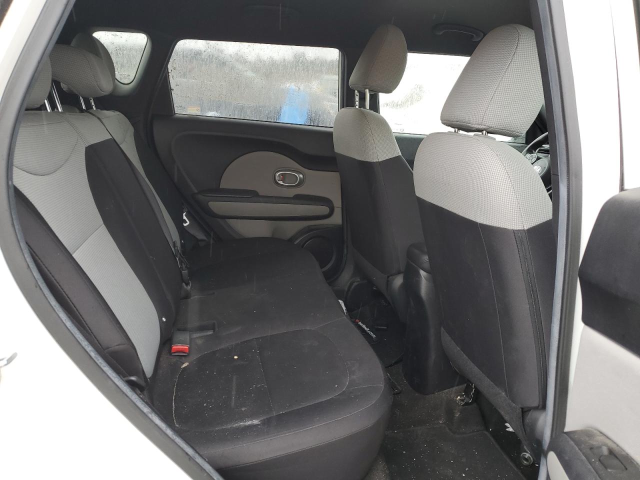 2015 Kia Soul - Image 10
