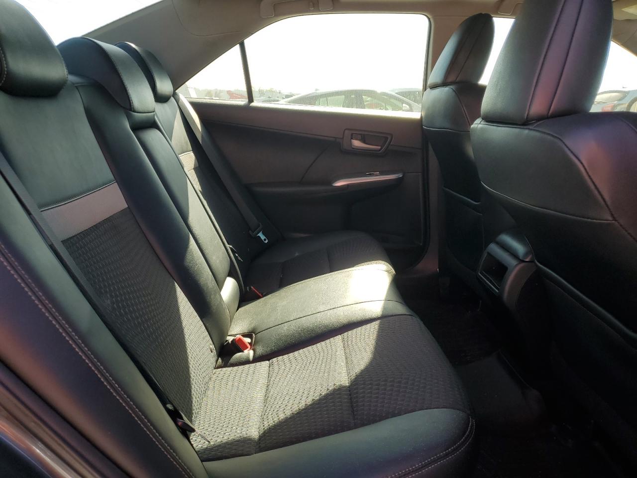 2012 Toyota Camry - Image 10