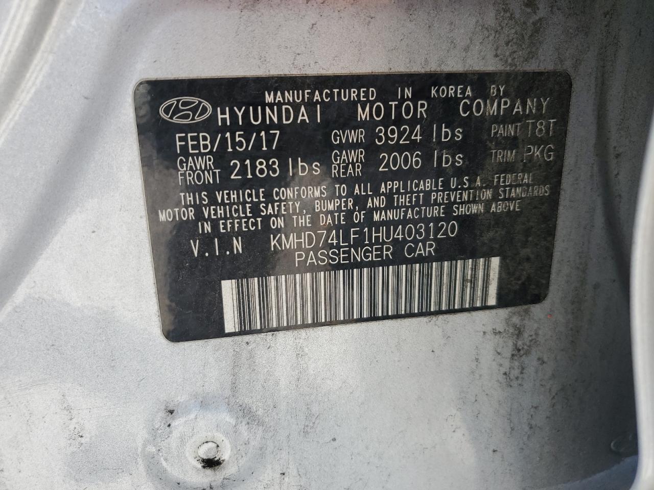 2017 Hyundai Elantra - Image 12