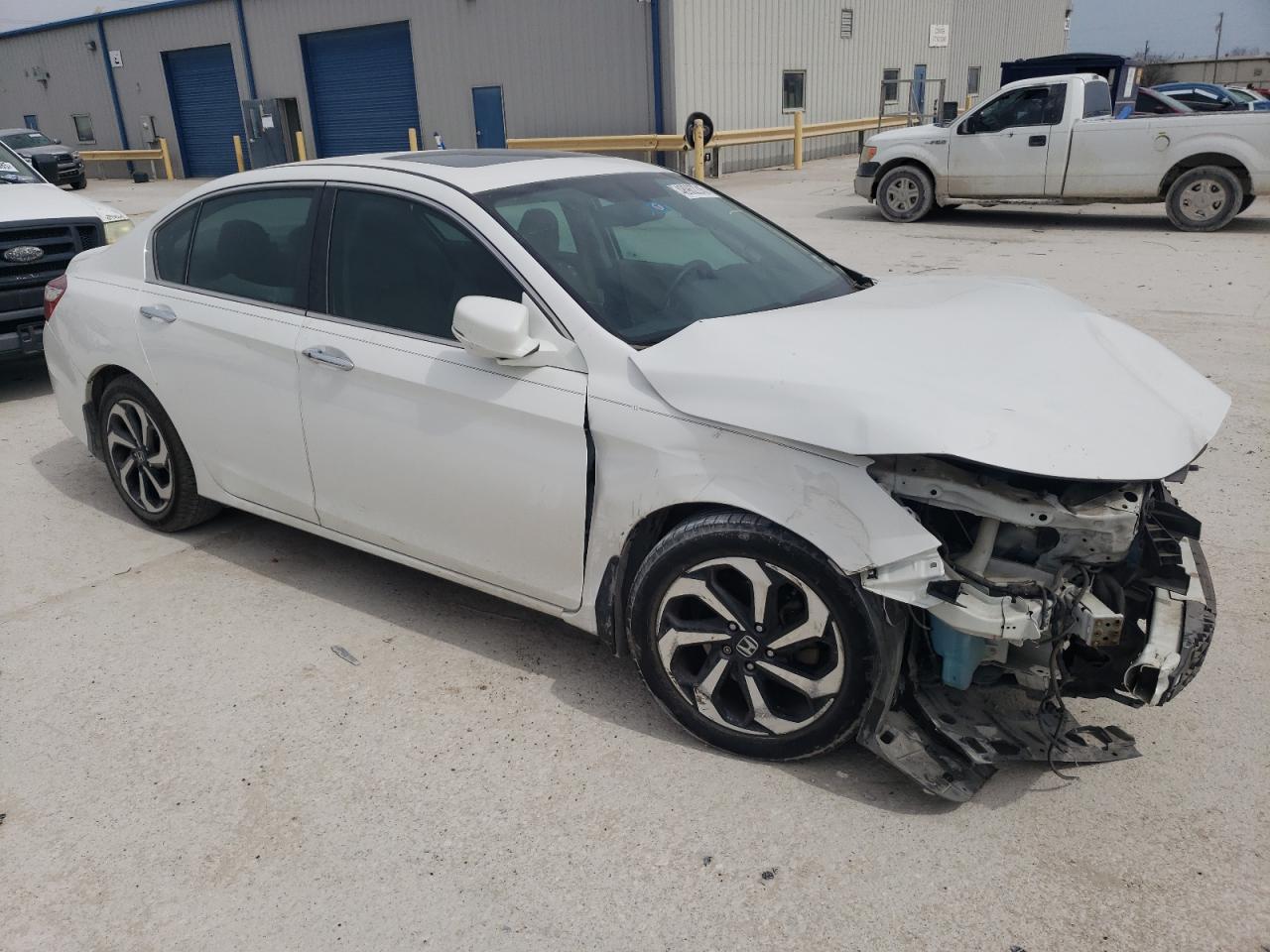 2017 Honda Accord - Image 4