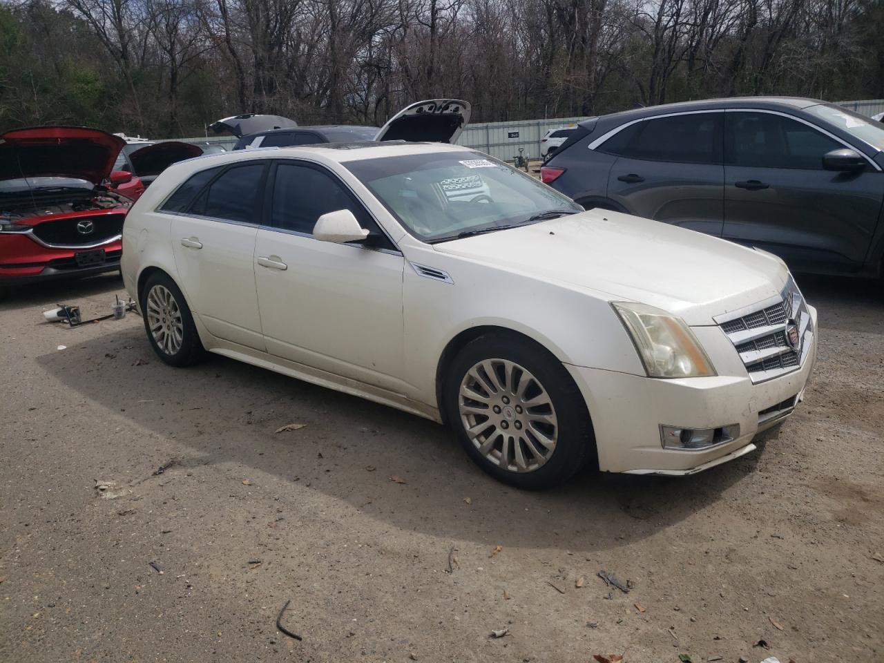 2010 Cadillac CTS - Image 4
