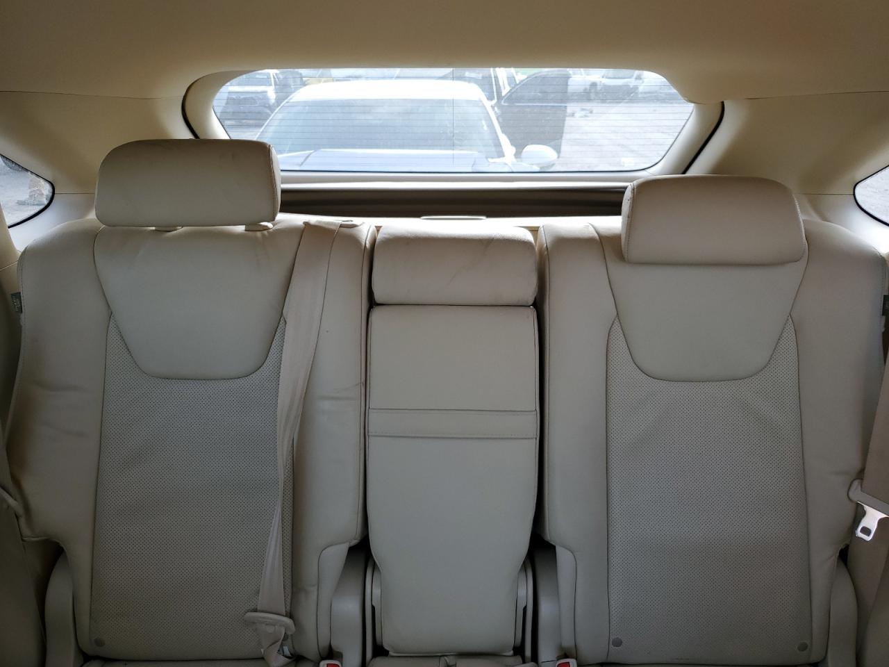 2010 Lexus RX - Image 10