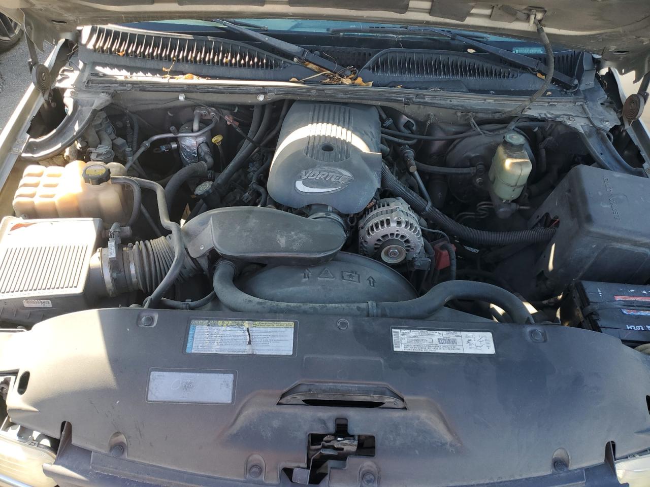 2001 Chevrolet Silverado - Image 11