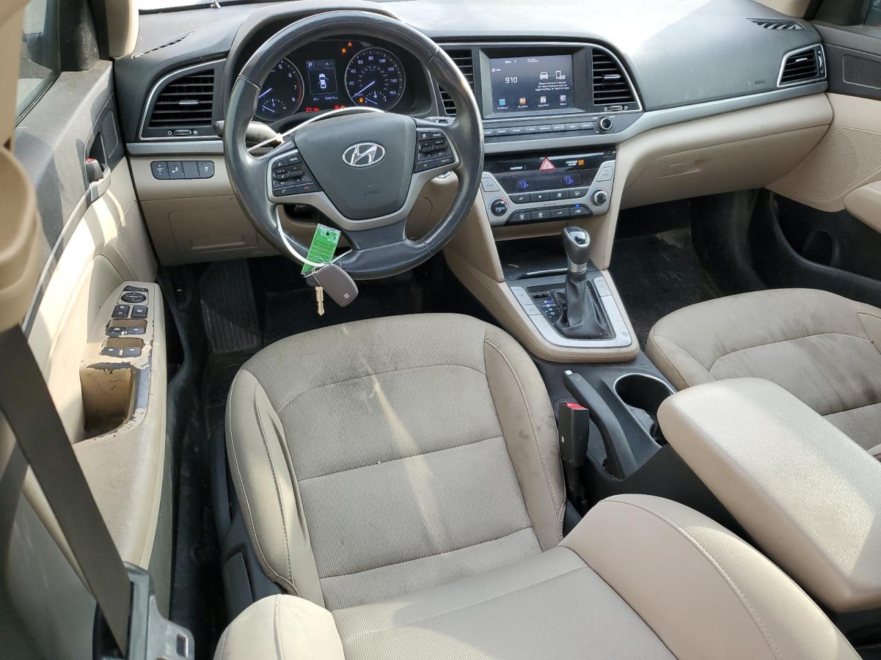 2018 Hyundai Elantra - Image 8