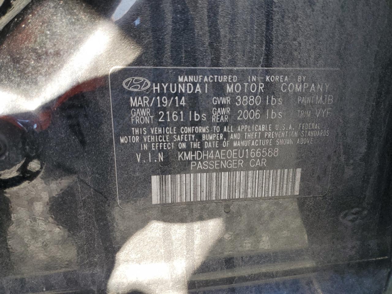 2014 Hyundai Elantra - Image 12