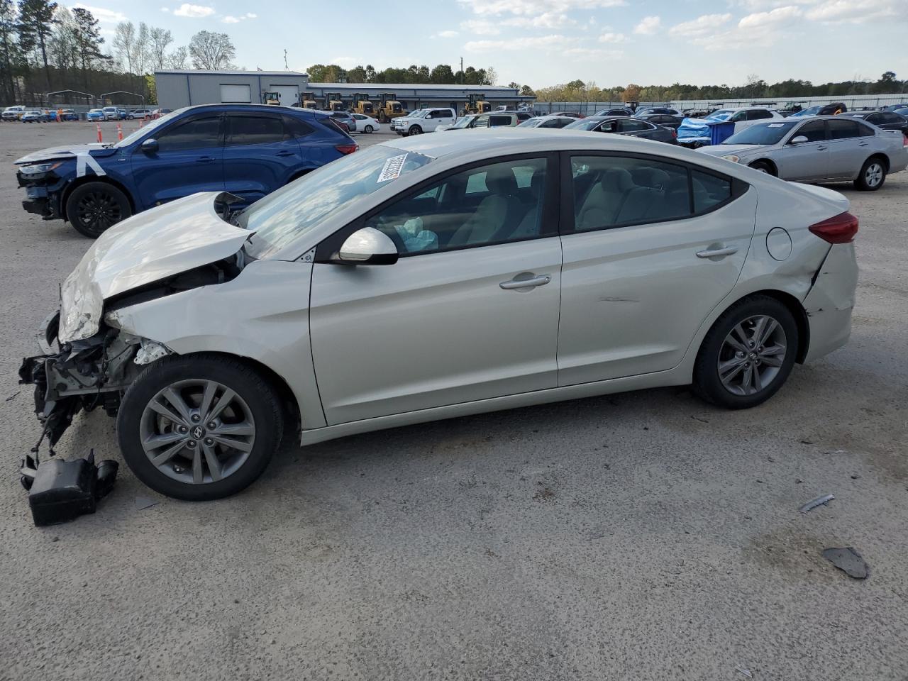 2017 Hyundai Elantra Se zu verkaufen in Harleyville, SC - All Over