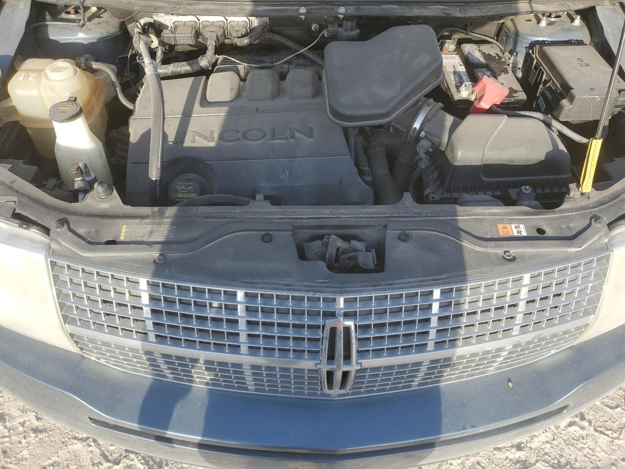 2010 Lincoln MKX - Image 13