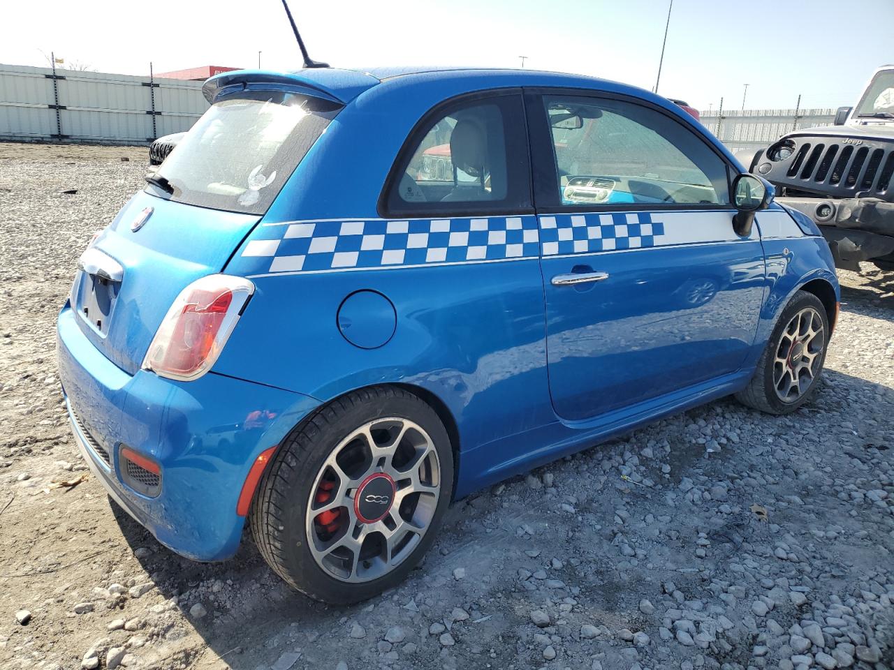 2015 Fiat 500 - Image 3