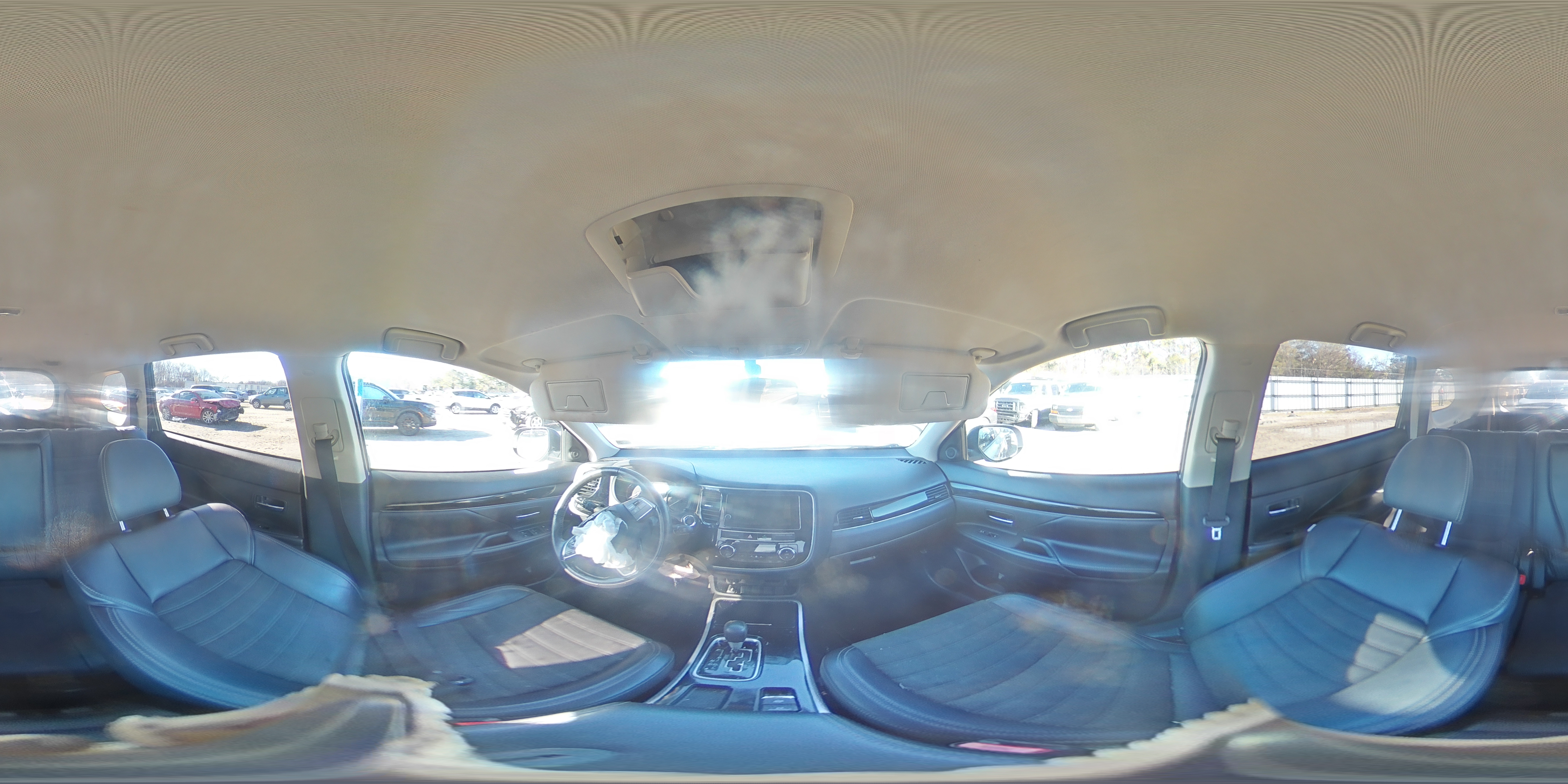 2019 Mitsubishi Outlander - Image 14