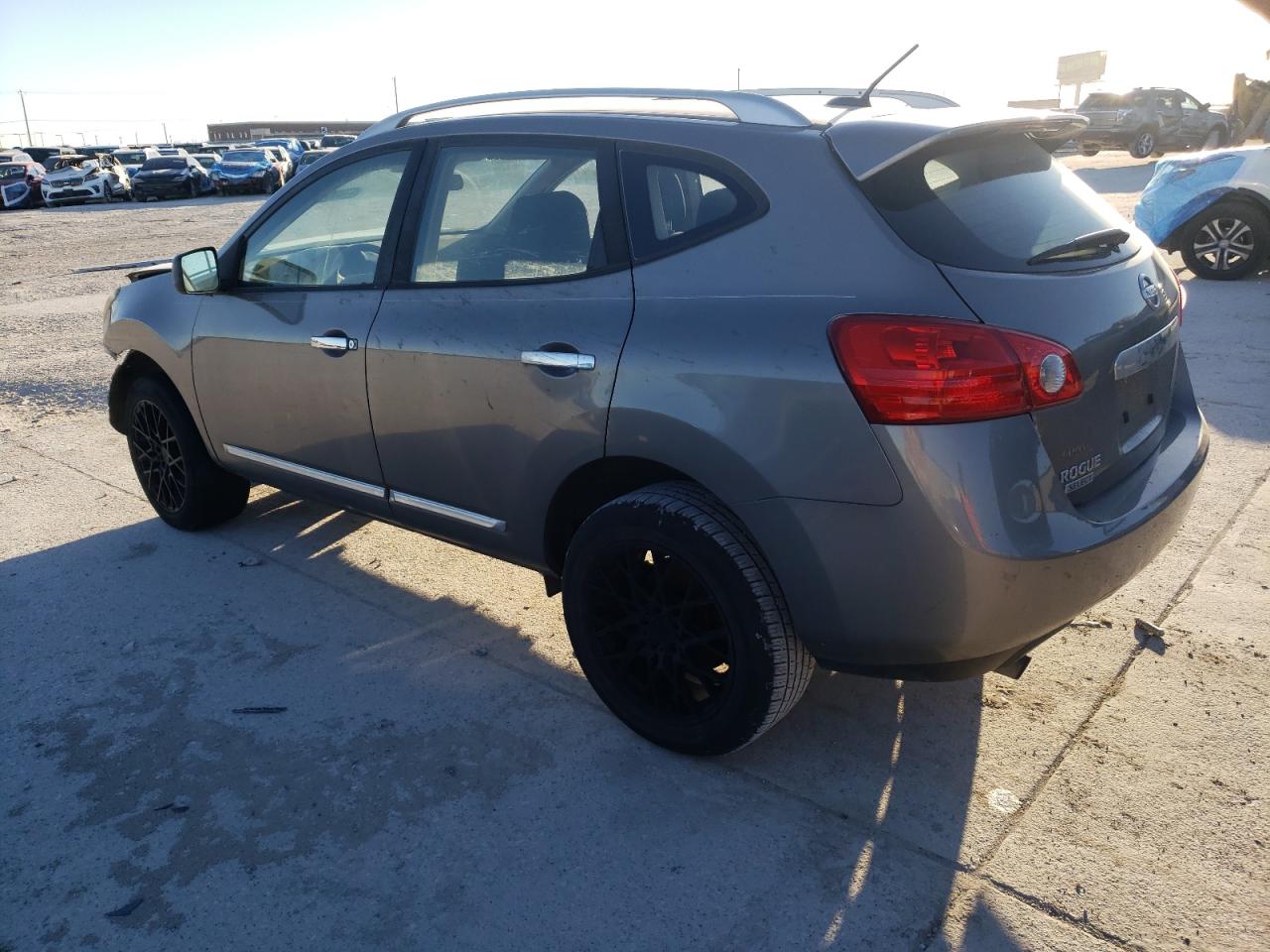 2015 Nissan Rogue - Image 2