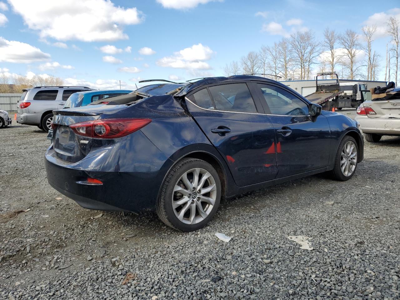 2014 Mazda 3 - Image 3