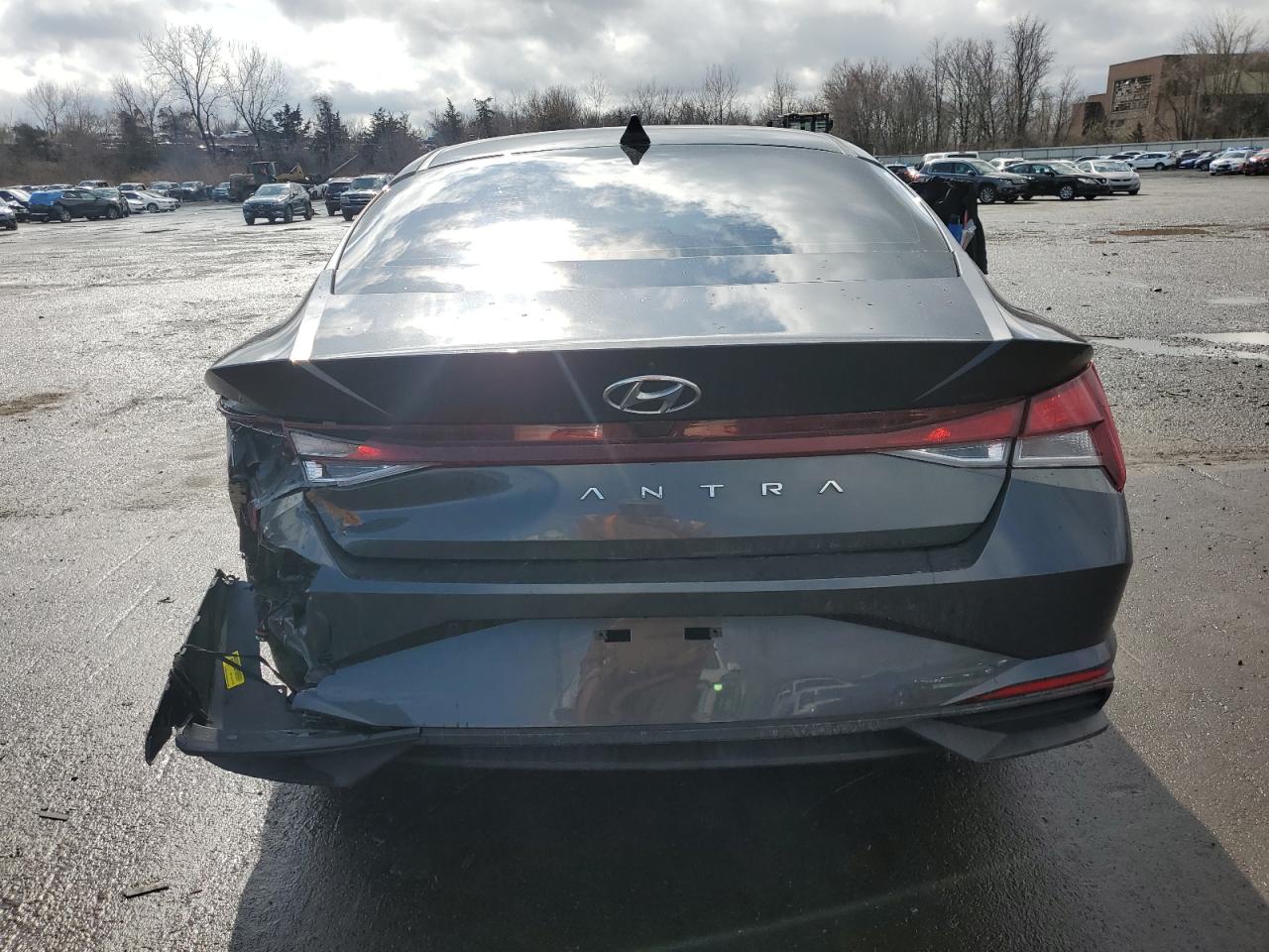 2021 Hyundai Elantra - Image 6