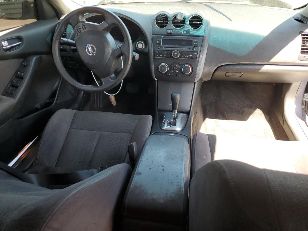 2011 Nissan Altima - Image 8