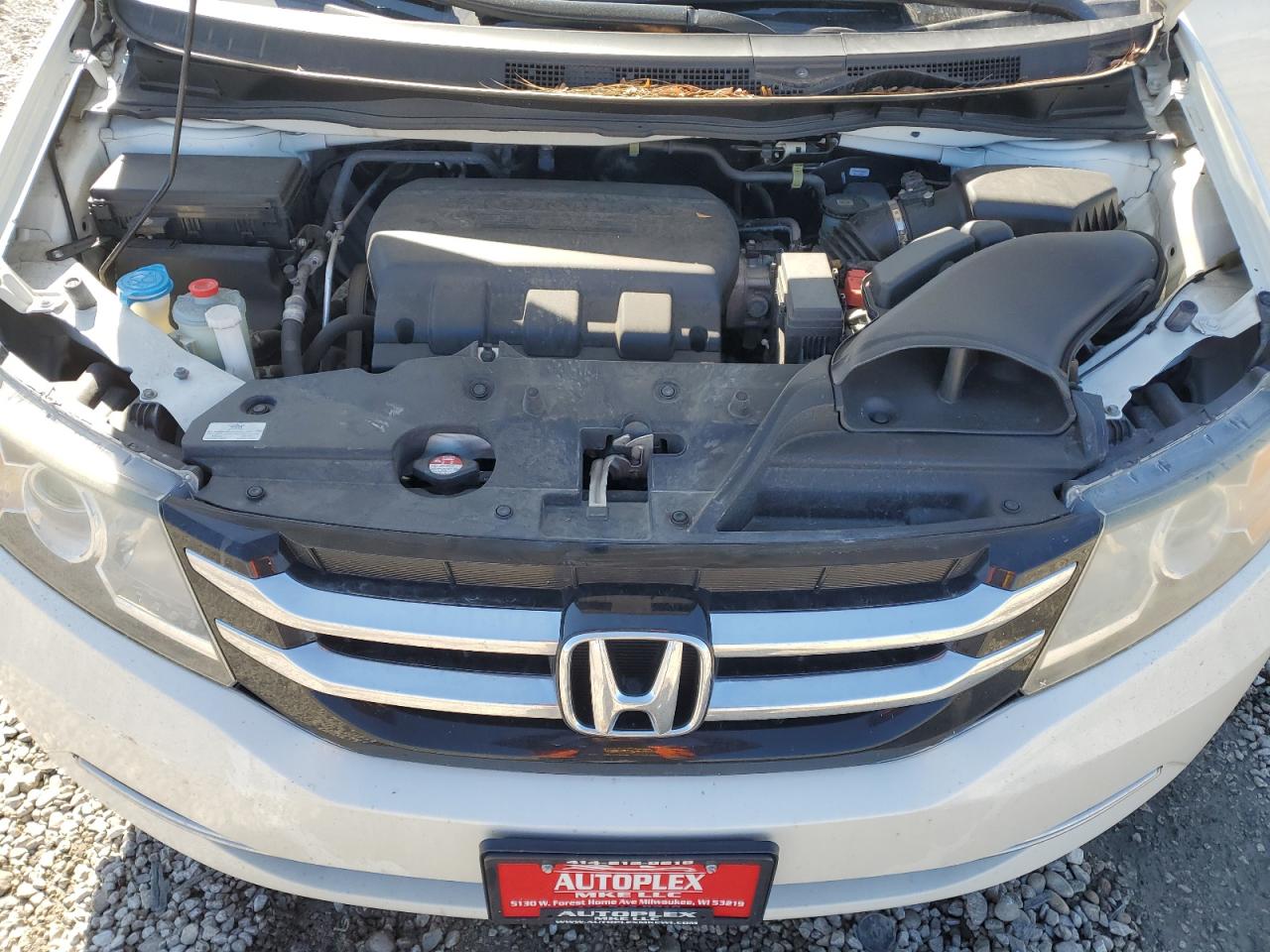 2015 Honda Odyssey - Image 12