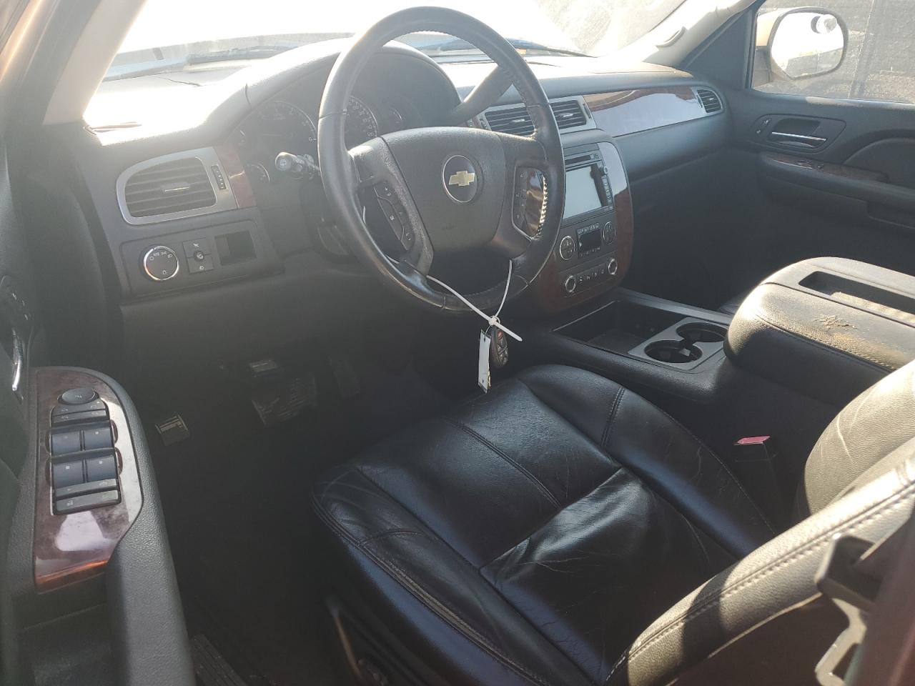 2007 Chevrolet Tahoe - Image 8
