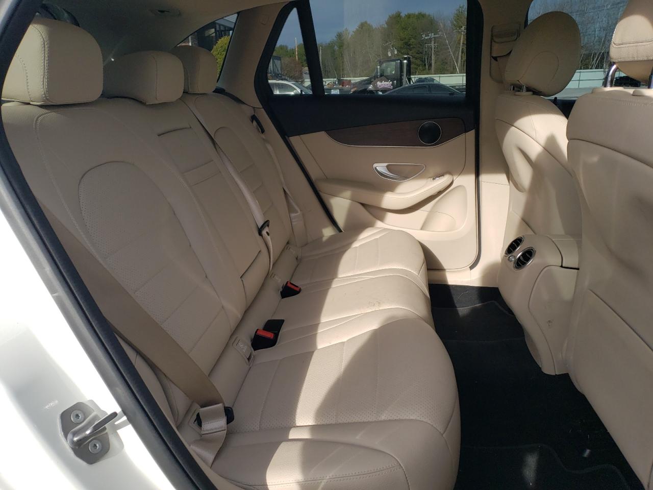 2020 Mercedes-Benz GLC - Image 11