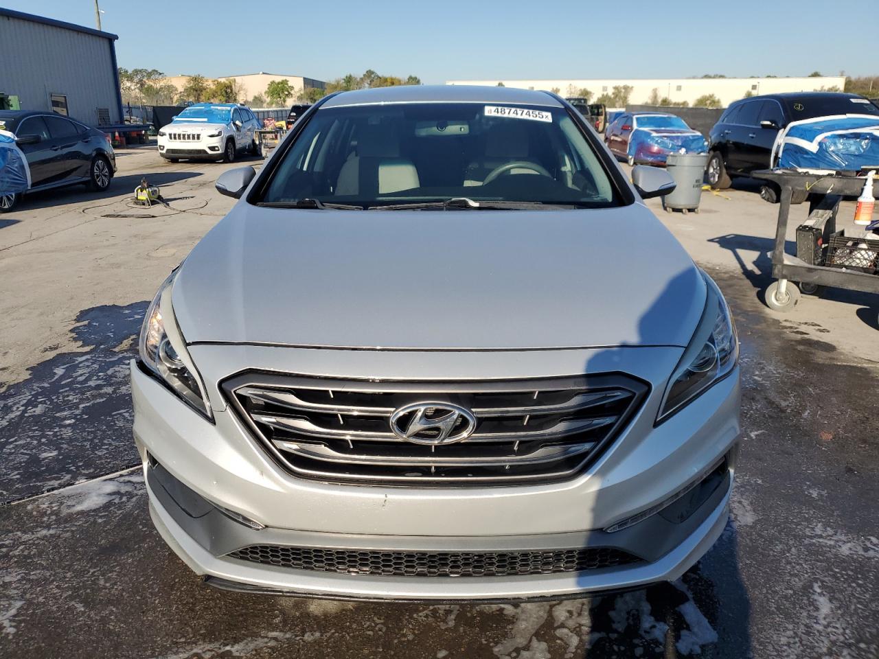 2016 Hyundai Sonata - Image 5