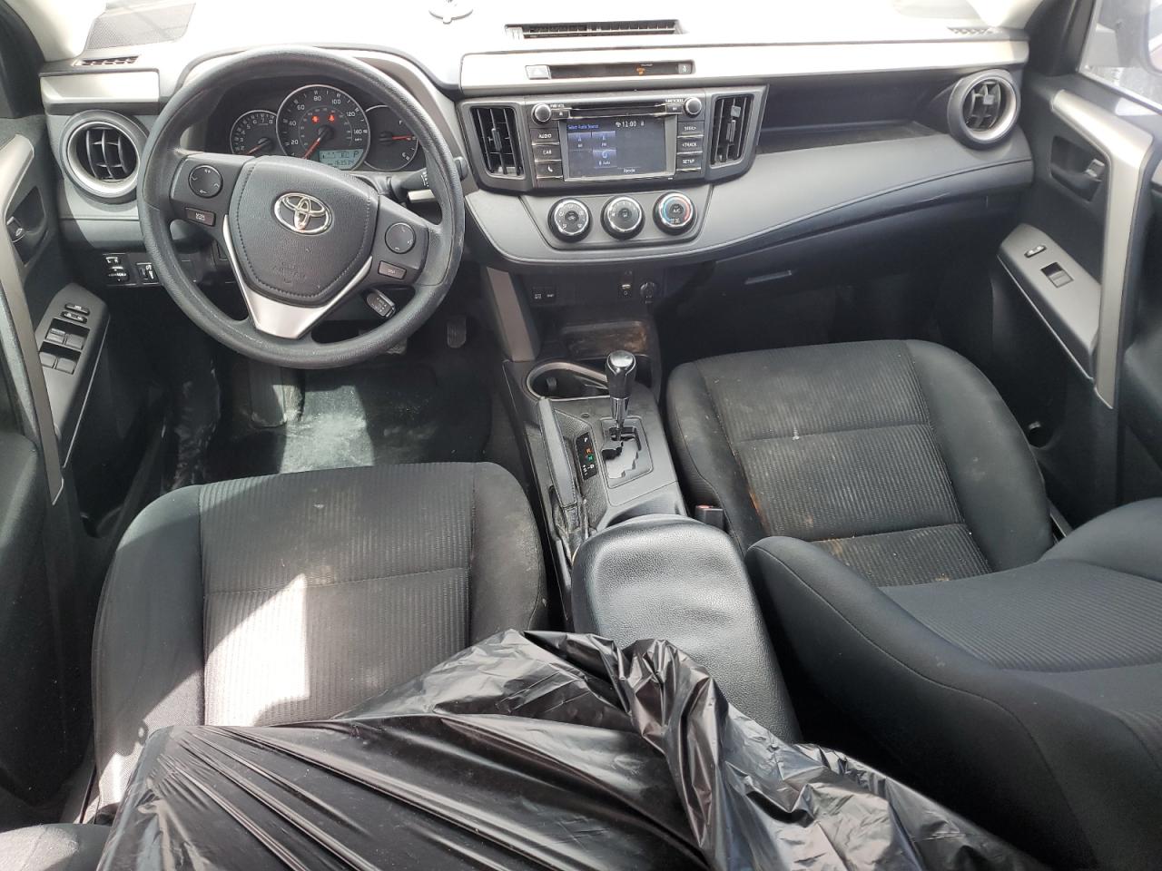 2016 Toyota RAV 4 - Image 8
