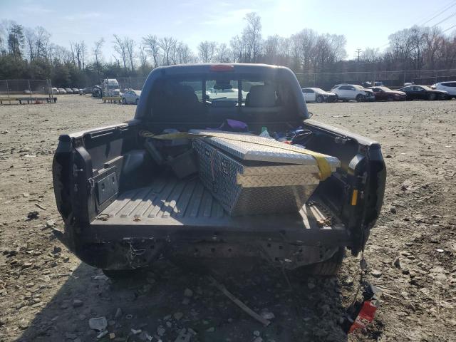 Pickups TOYOTA TACOMA 2015 Gray