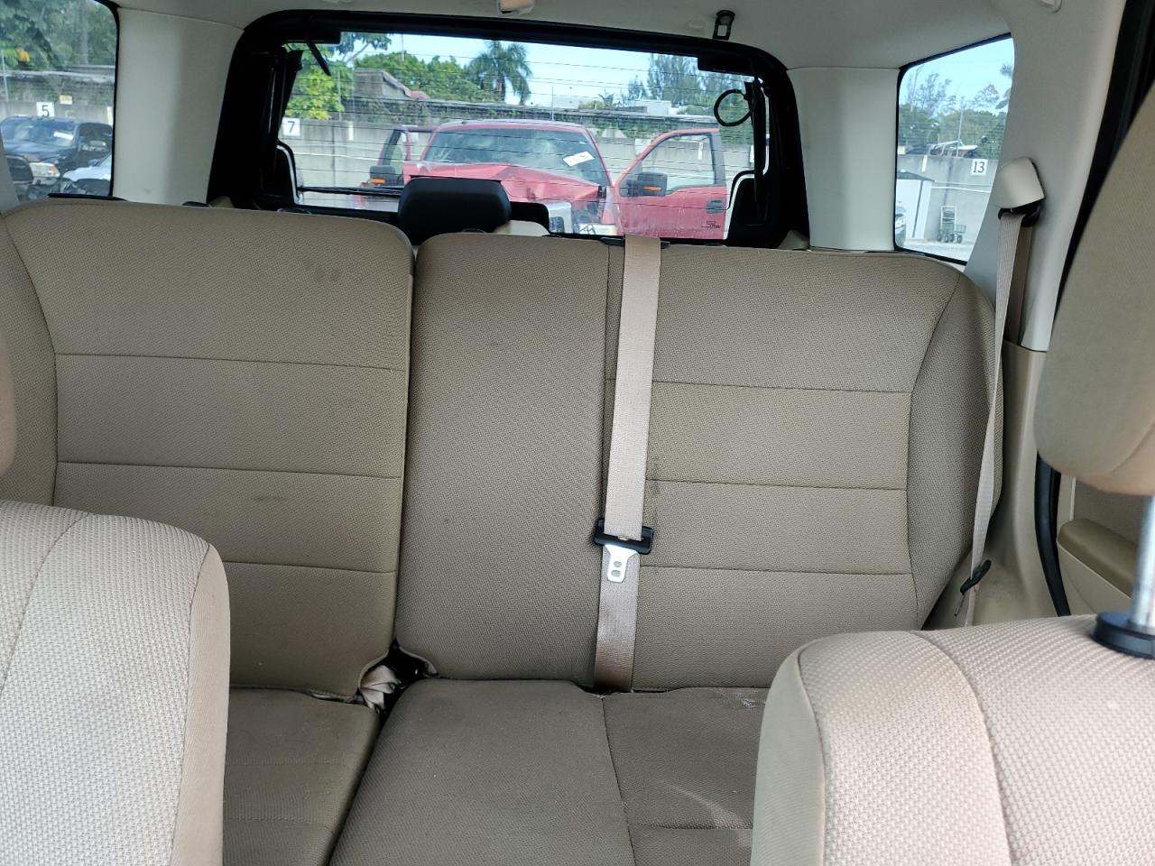2010 Ford Escape - Image 10