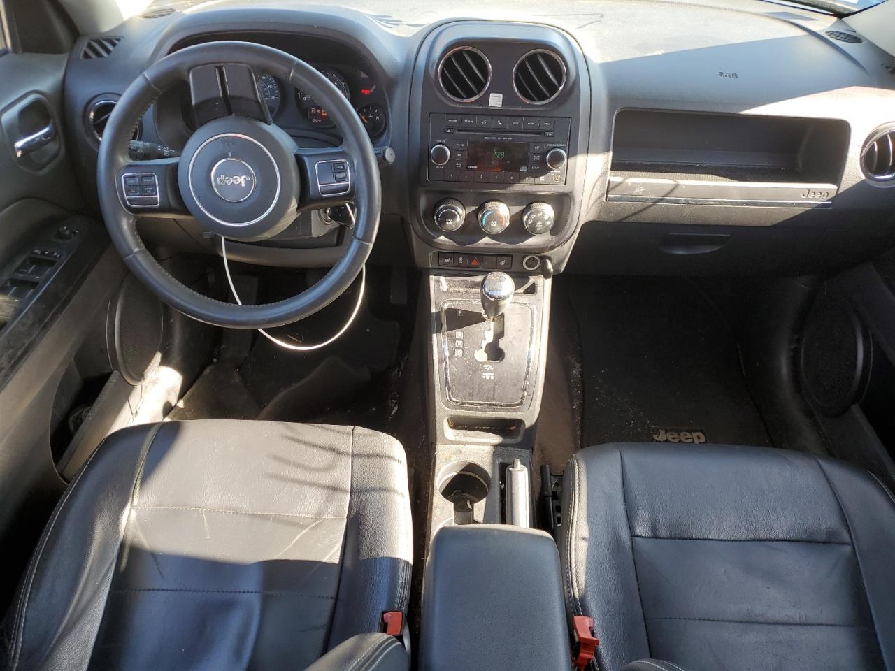 2015 Jeep Liberty (Patriot) - Image 8