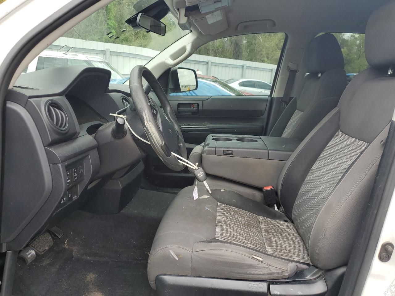 2018 Toyota Tundra - Image 7