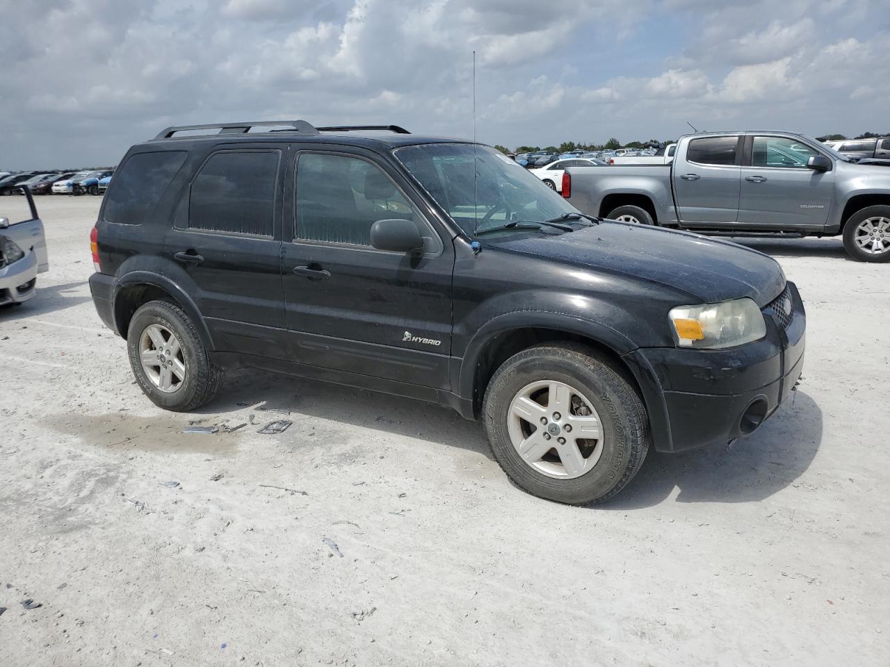 2007 Ford Escape - Image 4